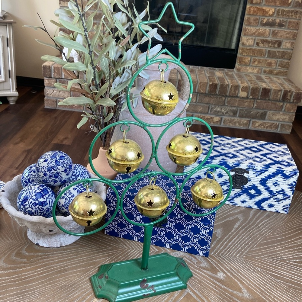 NEW! Vintage Inspired Rustic Farmhouse Holiday Metal Jingle Bell Christmas Tree